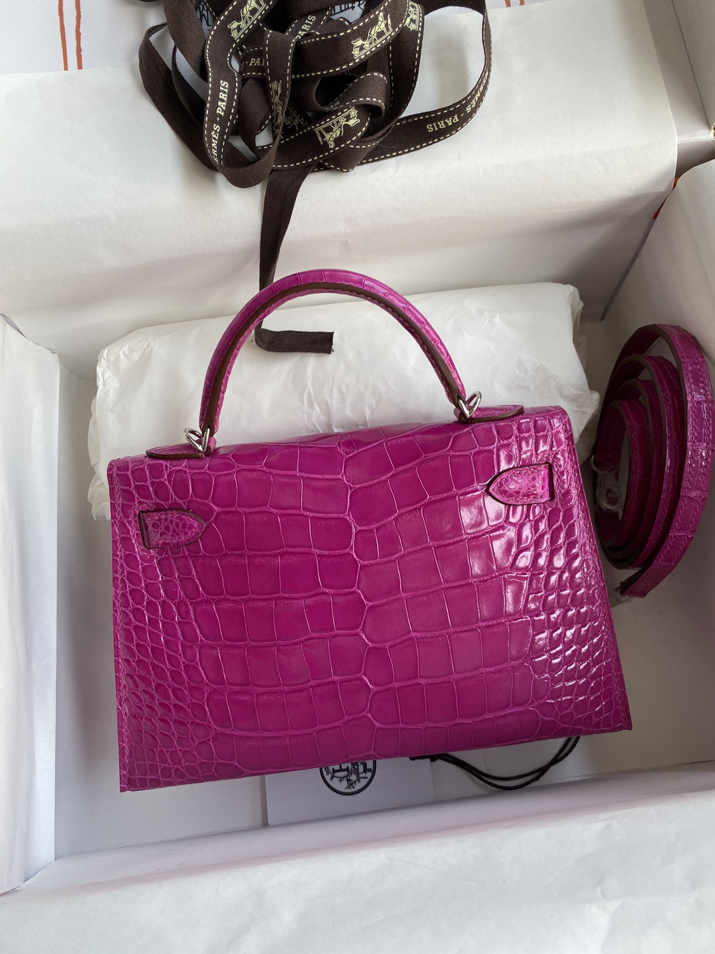 Hermes Kelly Mini II Bag 19CM In Rose Sheherazade Shiny Alligator Leather